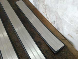 bontott SKODA SUPERB I Küszöb Díszléc Szett