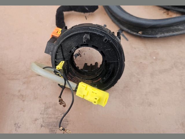 bontott SKODA SUPERB I Légzsák Átvezető Szalagkábel