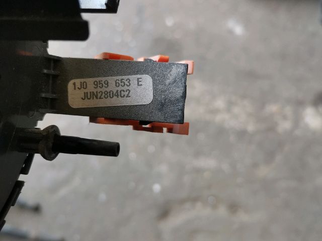 bontott SKODA SUPERB I Légzsák Átvezető Szalagkábel