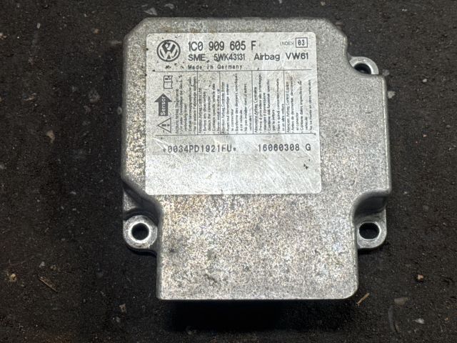 bontott SKODA SUPERB I Légzsák Elektronika