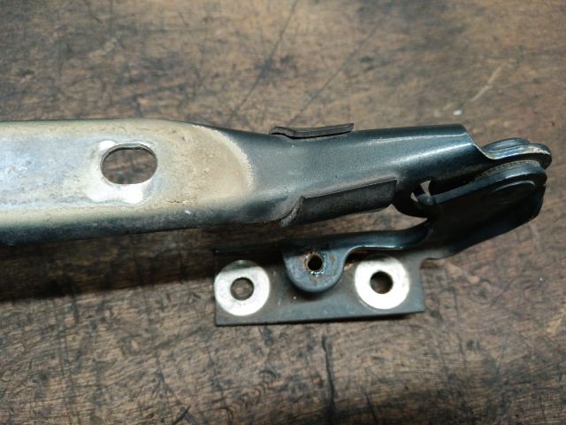 bontott SKODA SUPERB I Motorháztető Bal Zsanér