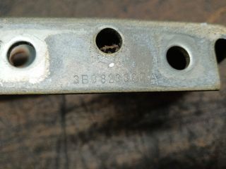 bontott SKODA SUPERB I Motorháztető Jobb Zsanér