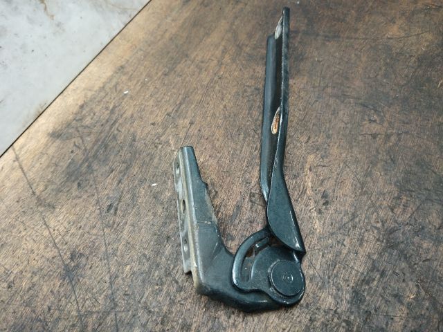 bontott SKODA SUPERB I Motorháztető Jobb Zsanér