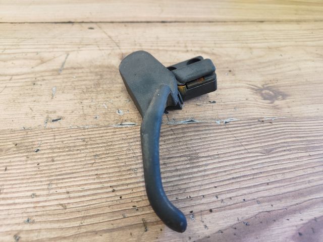 bontott SKODA SUPERB I Motorháztető Nyitó Kar / Gomb