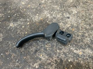 bontott SKODA SUPERB I Motorháztető Nyitó Kar / Gomb