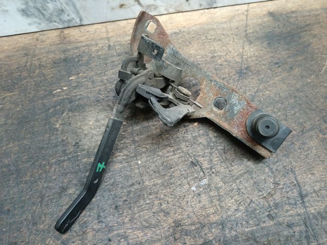 bontott SKODA SUPERB I Motorháztető Zárszerkezet