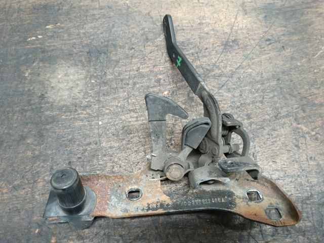 bontott SKODA SUPERB I Motorháztető Zárszerkezet