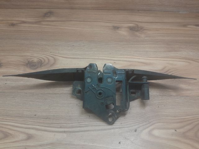 bontott SKODA SUPERB I Motorháztető Zárszerkezet