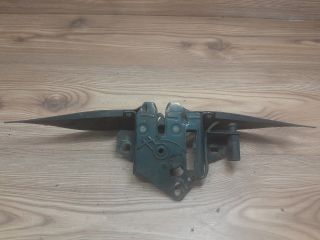 bontott SKODA SUPERB I Motorháztető Zárszerkezet