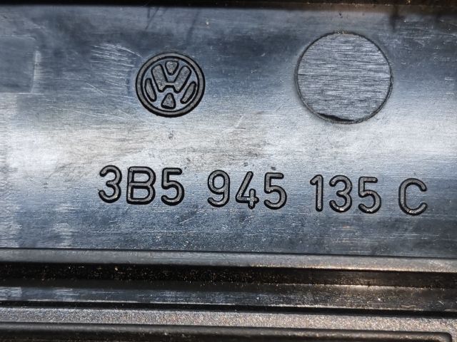 bontott SKODA SUPERB I Pótféklámpa