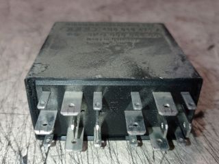 bontott SKODA SUPERB I Világítás Relé