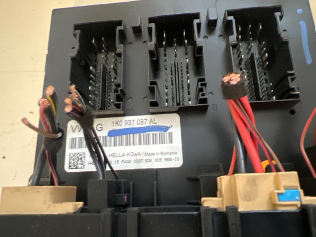 bontott SKODA SUPERB II Fedélzeti Számítógép