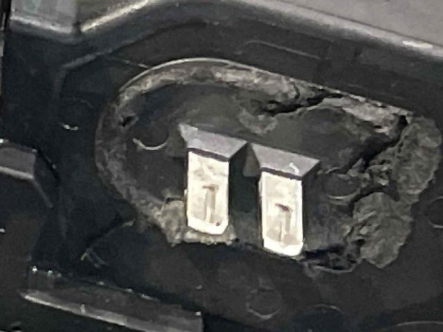 bontott SKODA SUPERB II Generátor