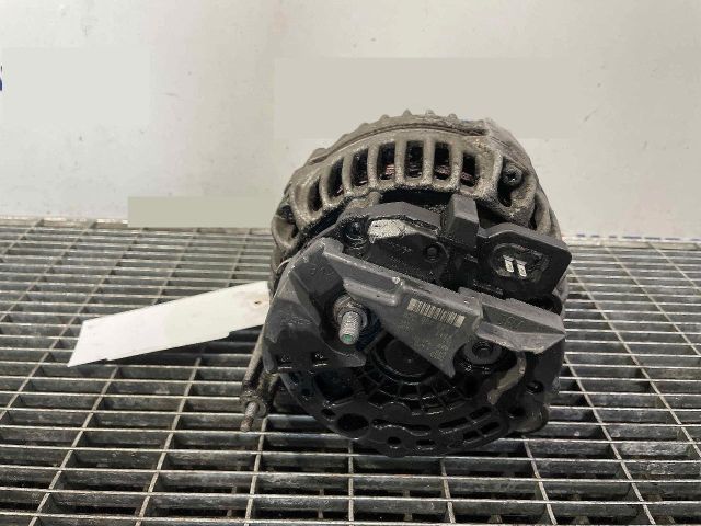 bontott SKODA SUPERB II Generátor