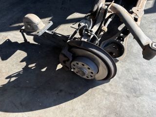 bontott SKODA SUPERB II Hátsó Híd (Tárcsafékes)