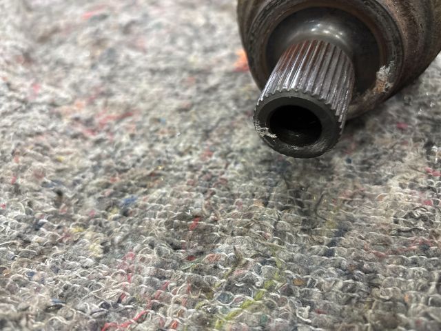 bontott SKODA SUPERB II Jobb Féltengely