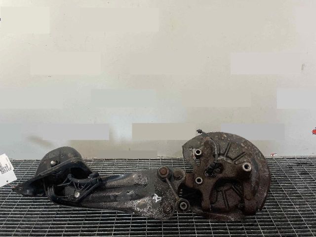 bontott SKODA SUPERB II Jobb hátsó Csonkállvány