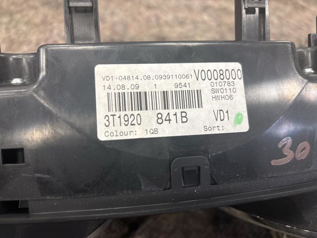 bontott SKODA SUPERB II Kilométeróra