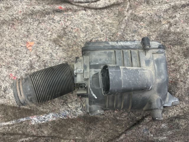 bontott SKODA SUPERB II Légszűrő Ház