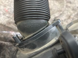 bontott SKODA SUPERB II Légszűrő Ház