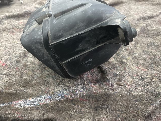 bontott SKODA SUPERB II Légszűrő Ház