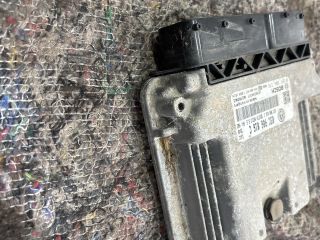 bontott SKODA SUPERB II Motorvezérlő