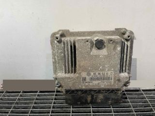 bontott SKODA SUPERB II Motorvezérlő