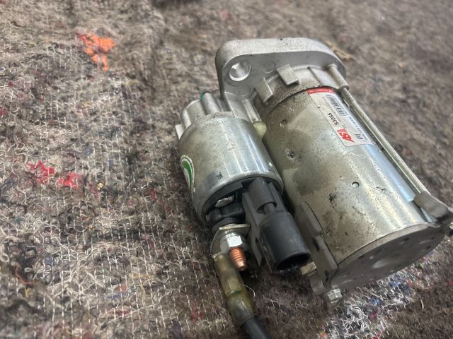 bontott SKODA SUPERB II Önindító