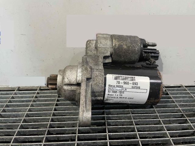 bontott SKODA SUPERB II Önindító