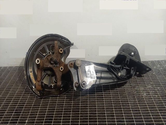 bontott SKODA SUPERB II Bal hátsó Csonkállvány