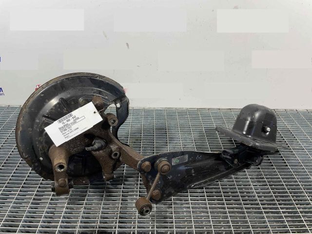 bontott SKODA SUPERB II Bal hátsó Csonkállvány