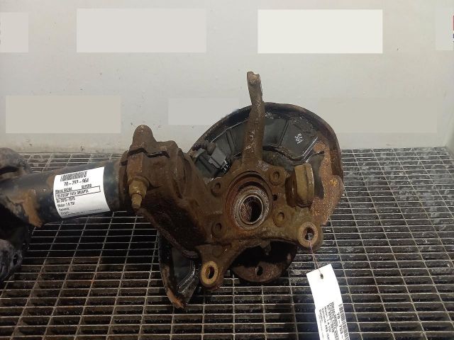 bontott SKODA SUPERB II Jobb első Csonkállvány