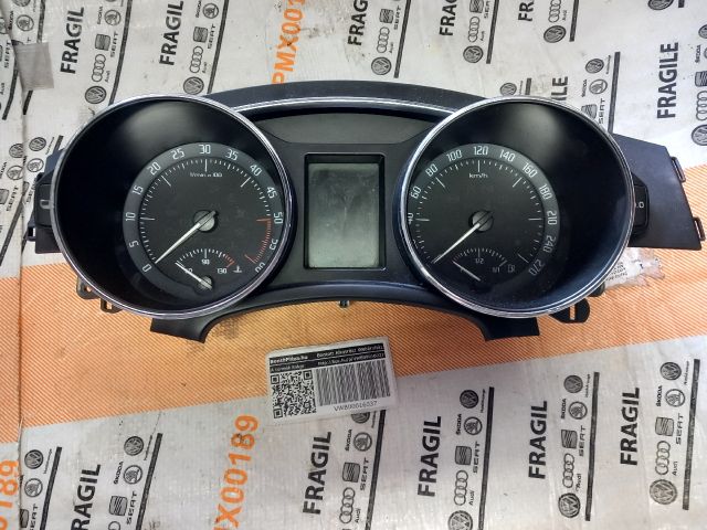 bontott SKODA SUPERB II Kilométeróra