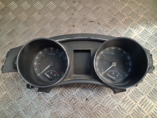 bontott SKODA SUPERB II Kilométeróra