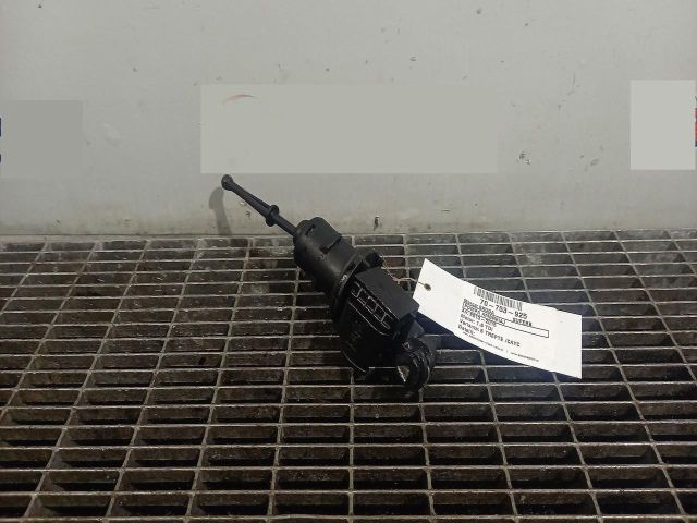 bontott SKODA SUPERB II Kuplung Munkahenger