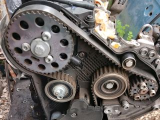 bontott SKODA SUPERB II Motor (Fűzött blokk hengerfejjel)