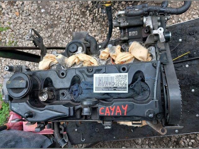 bontott SKODA SUPERB II Motor (Fűzött blokk hengerfejjel)