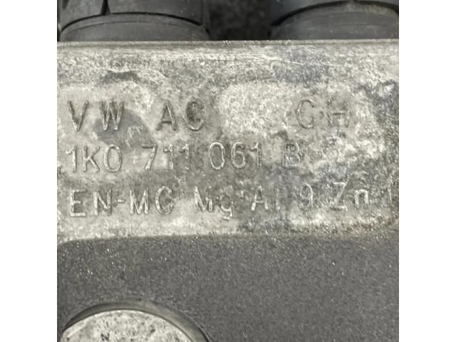 bontott SKODA SUPERB II Váltó Kulissza