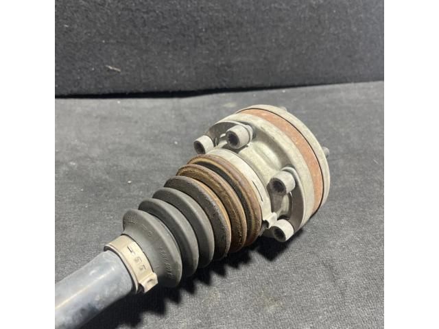 bontott SKODA SUPERB II Bal Féltengely