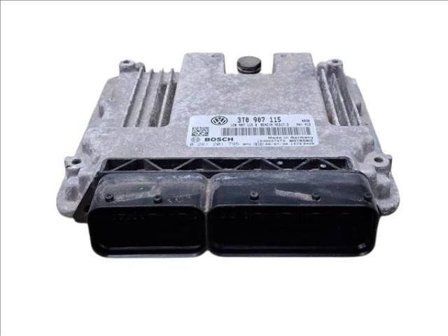 bontott SKODA SUPERB II Motorvezérlő