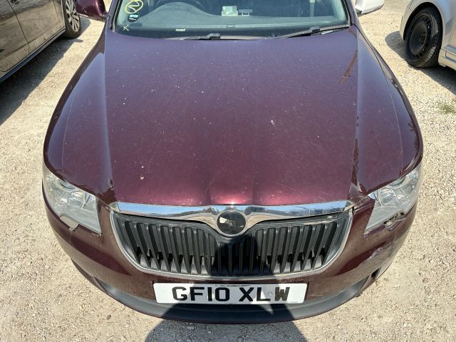 bontott SKODA SUPERB II Bal Féltengely