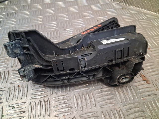 bontott SKODA SUPERB II Gázpedál (Elektromos)