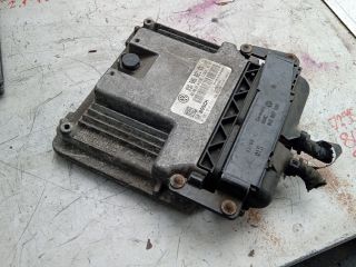 bontott SKODA SUPERB II Motorvezérlő