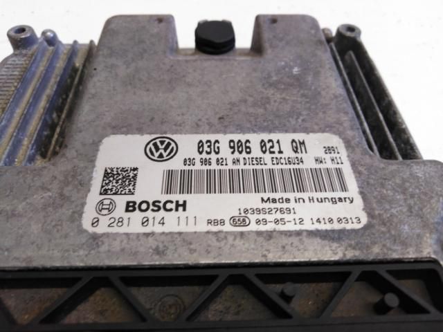 bontott SKODA SUPERB II Motorvezérlő