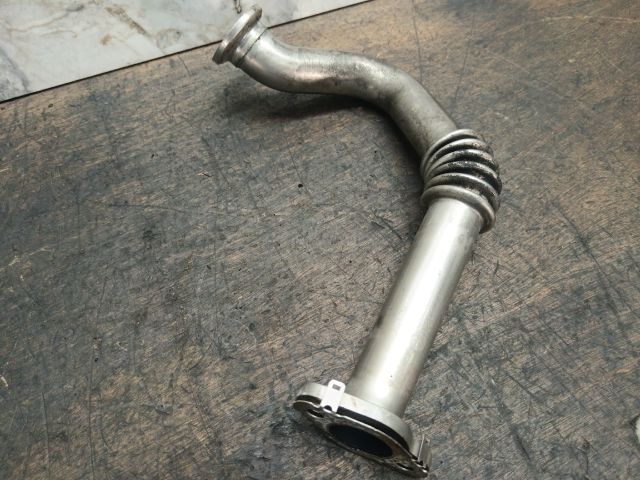 bontott SKODA SUPERB II EGR Hűtő Cső