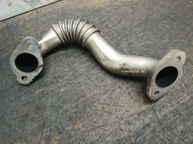 bontott SKODA SUPERB II EGR Hűtő Cső