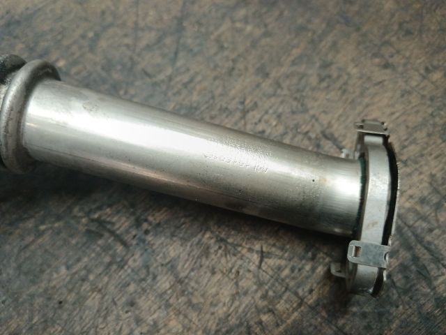 bontott SKODA SUPERB II EGR Hűtő Cső