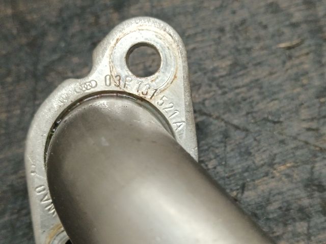 bontott SKODA SUPERB II EGR Hűtő Cső