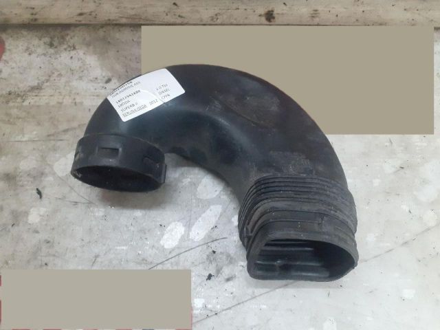 bontott SKODA SUPERB II Légbeömlő Cső