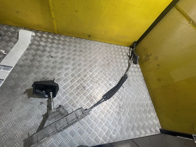 bontott SKODA SUPERB II Váltó (Mechanikus)